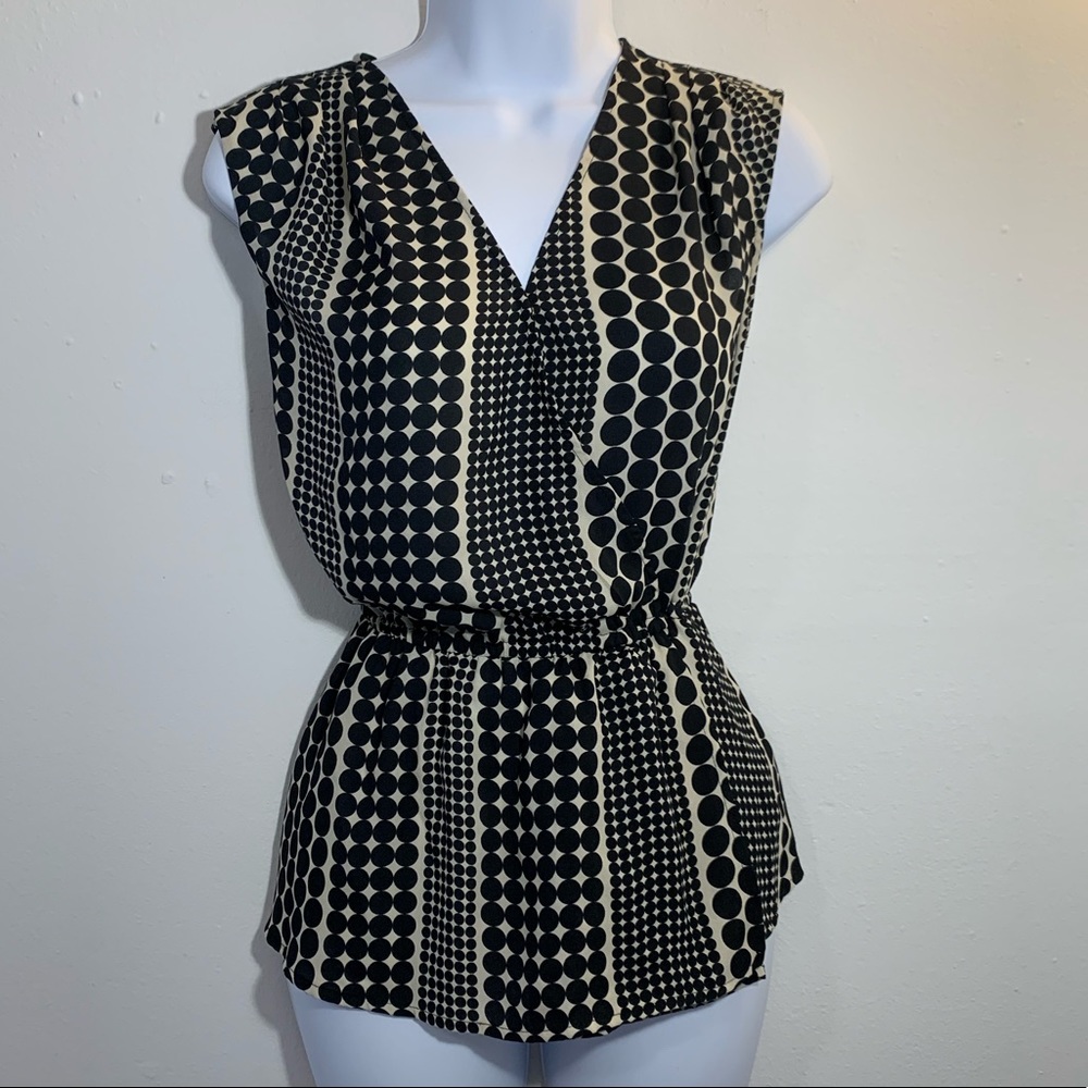 Who what wear black / cream polka dot top Size XS